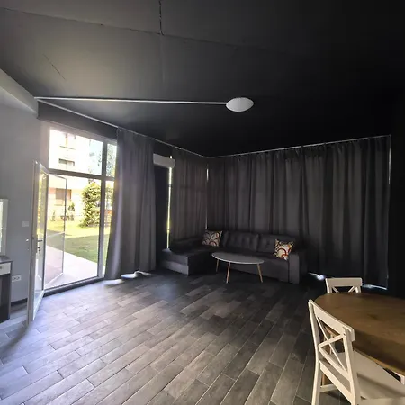 Apartmanhotel Rose Garden Omax Napospart