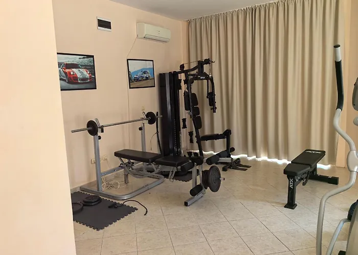 Rose Garden Omax Hotel apartamentowy 3*