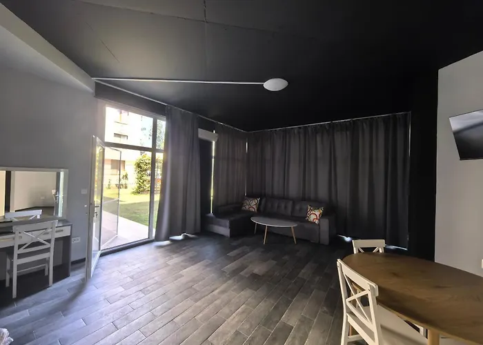 Hotel apartamentowy Rose Garden Omax Słoneczny Brzeg