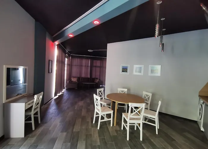 Hotel apartamentowy Rose Garden Omax