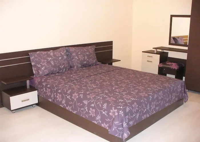 Hotel apartamentowy Rose Garden Omax Słoneczny Brzeg