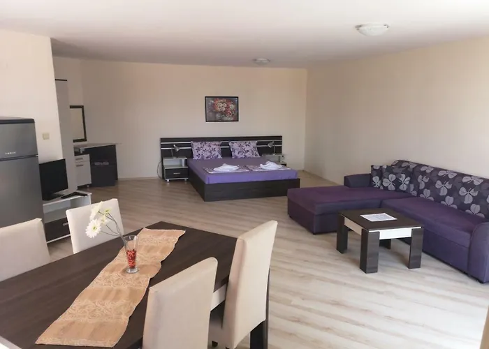 Rose Garden Omax Hotel apartamentowy