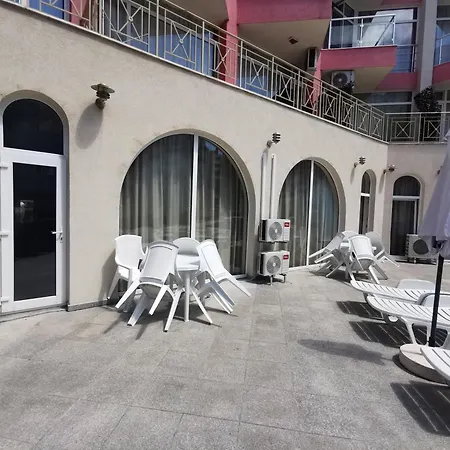 Rose Garden Omax Sunny Beach