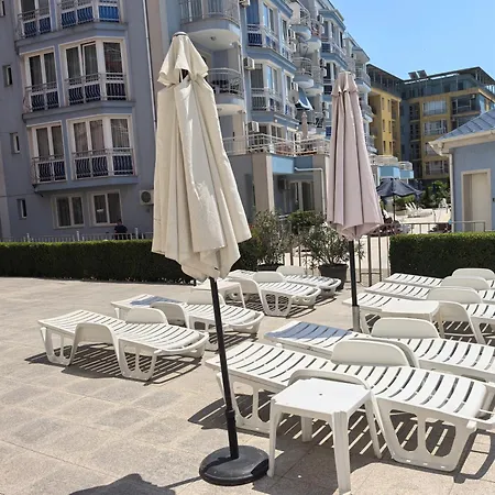 Rose Garden Omax Апарт-отель Солнечный берег