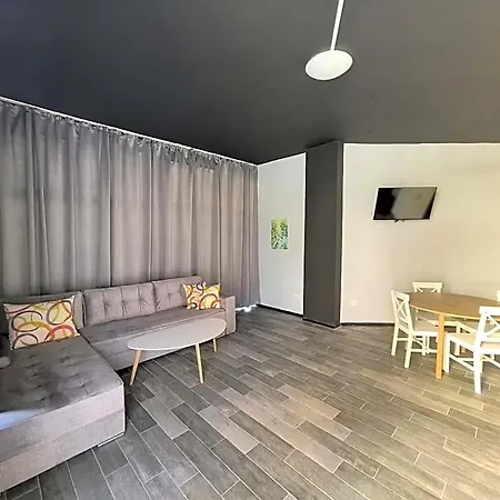 Rose Garden Omax Aparthotel Slantschew brjag