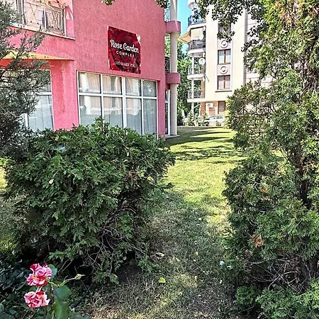 شقة فندقية Rose Garden Omax ساني بيتش
