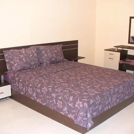 Апарт-отель Rose Garden Omax Солнечный берег