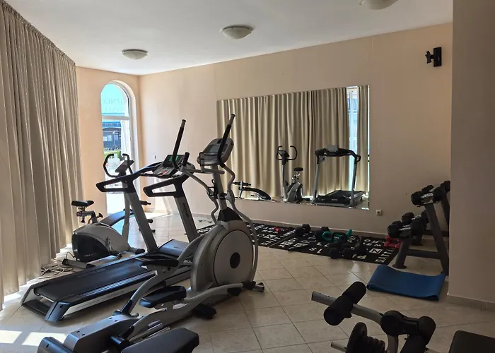 Rose Garden Omax Lejlighedshotel