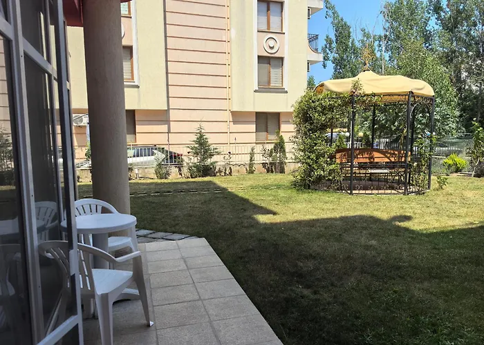 Rose Garden Omax Sunny Beach