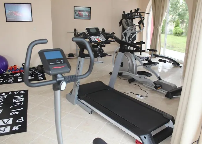 Rose Garden Omax Sunny Beach