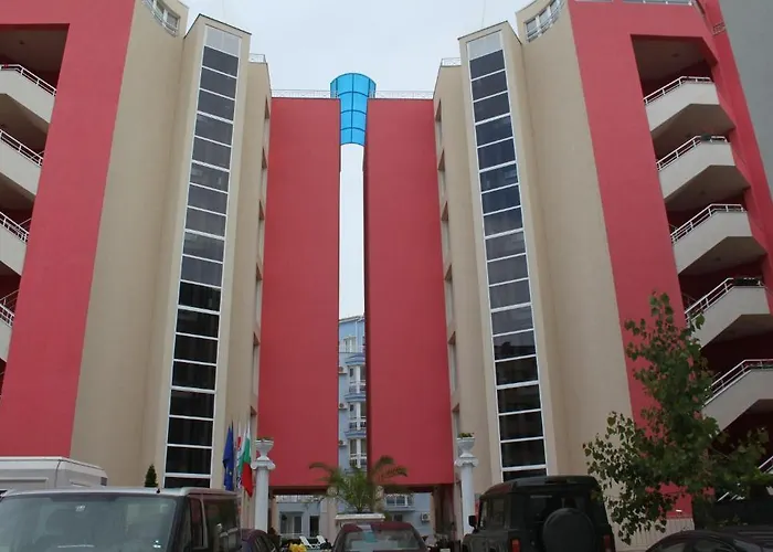 Rose Garden Omax Lejlighedshotel 3*