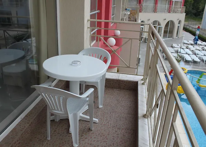 Rose Garden Omax Lejlighedshotel