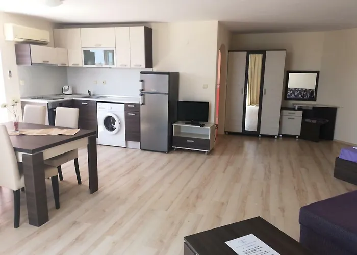 Lejlighedshotel Rose Garden Omax